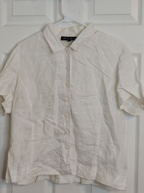 Casual Summer All Seasons Short-Sleeve Linen Button-Down Shirt in Off-White